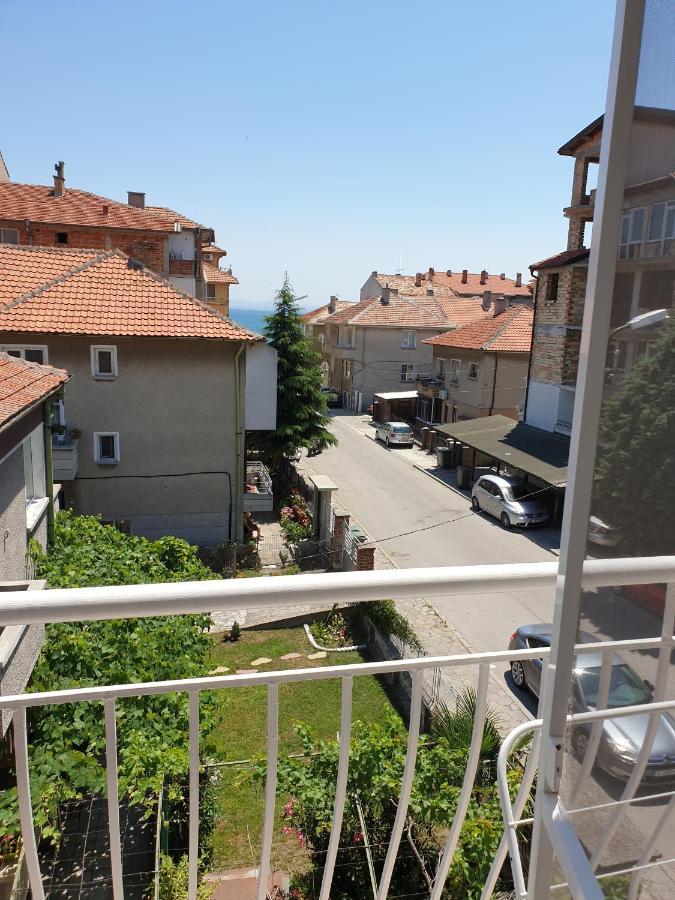 Guest House Taligarov Pomorie Bagian luar foto