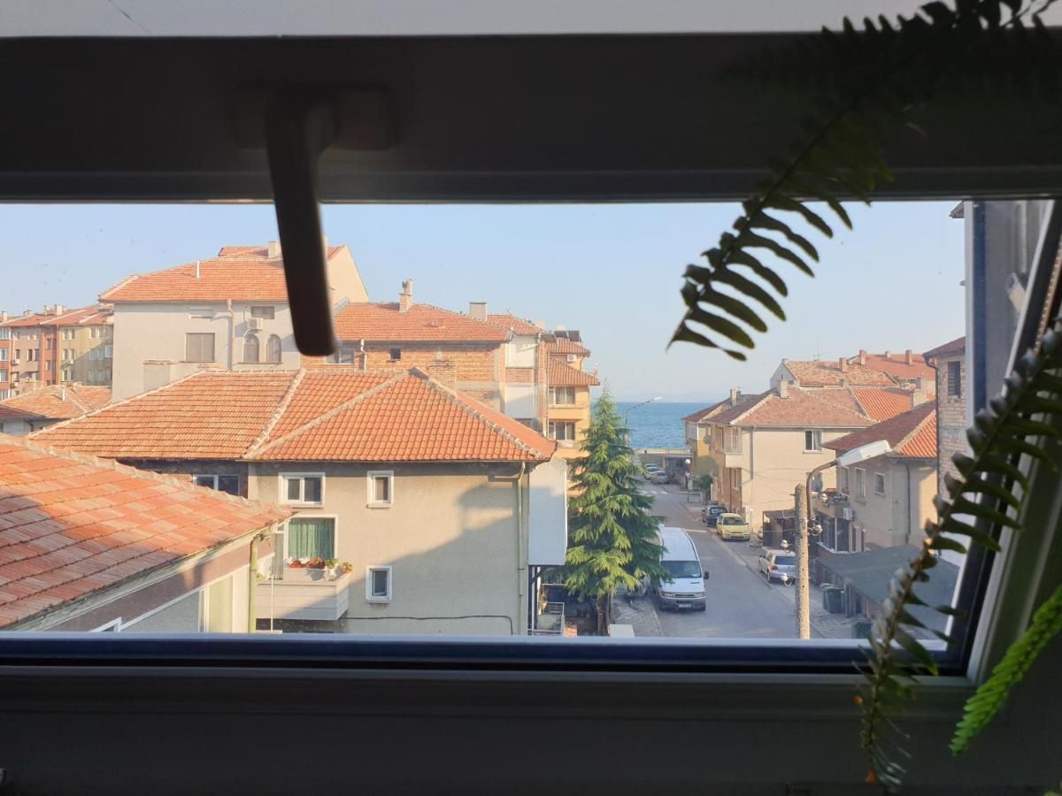 Guest House Taligarov Pomorie Bagian luar foto