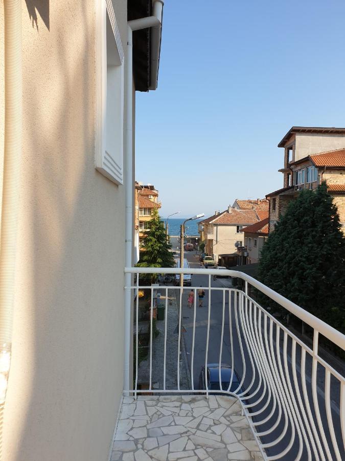Guest House Taligarov Pomorie Bagian luar foto