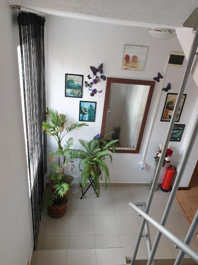 Guest House Taligarov Pomorie Bagian luar foto