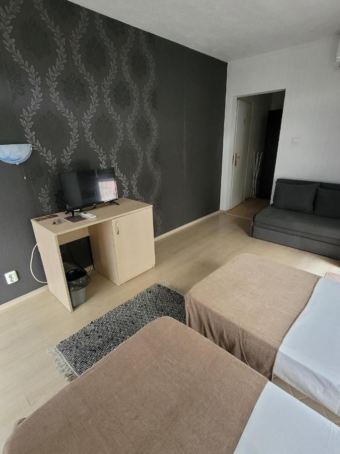 Guest House Taligarov Pomorie Bagian luar foto